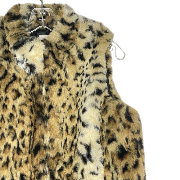 Chico’s Leopard Print Faux Fur Vest Size 1 (M) Animal Print Sleeveless Jacket - Picture 5 of 12